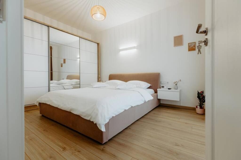 Nest Inn Oasis Residence Baia Mare Zewnętrze zdjęcie